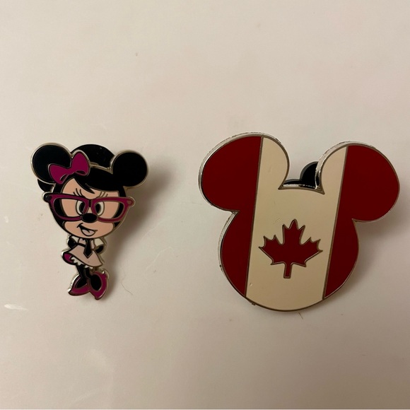 5 Disney Pins for $25 - You choose! - Picture 6 of 8